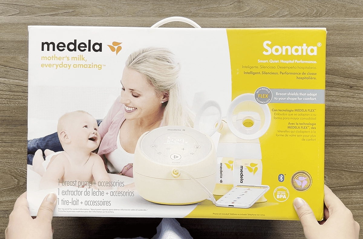 Mặt trước thùng máy hút sữa Medela Sonata Flex